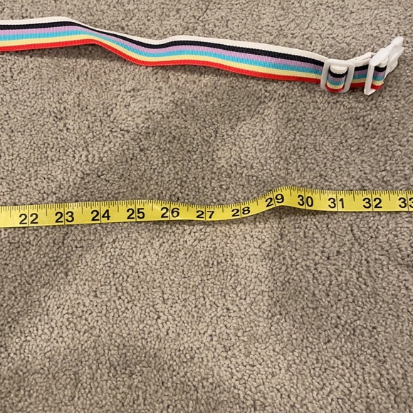 Abercrombie and Fitch kids- yellow Fannypack - Picture 3 of 5